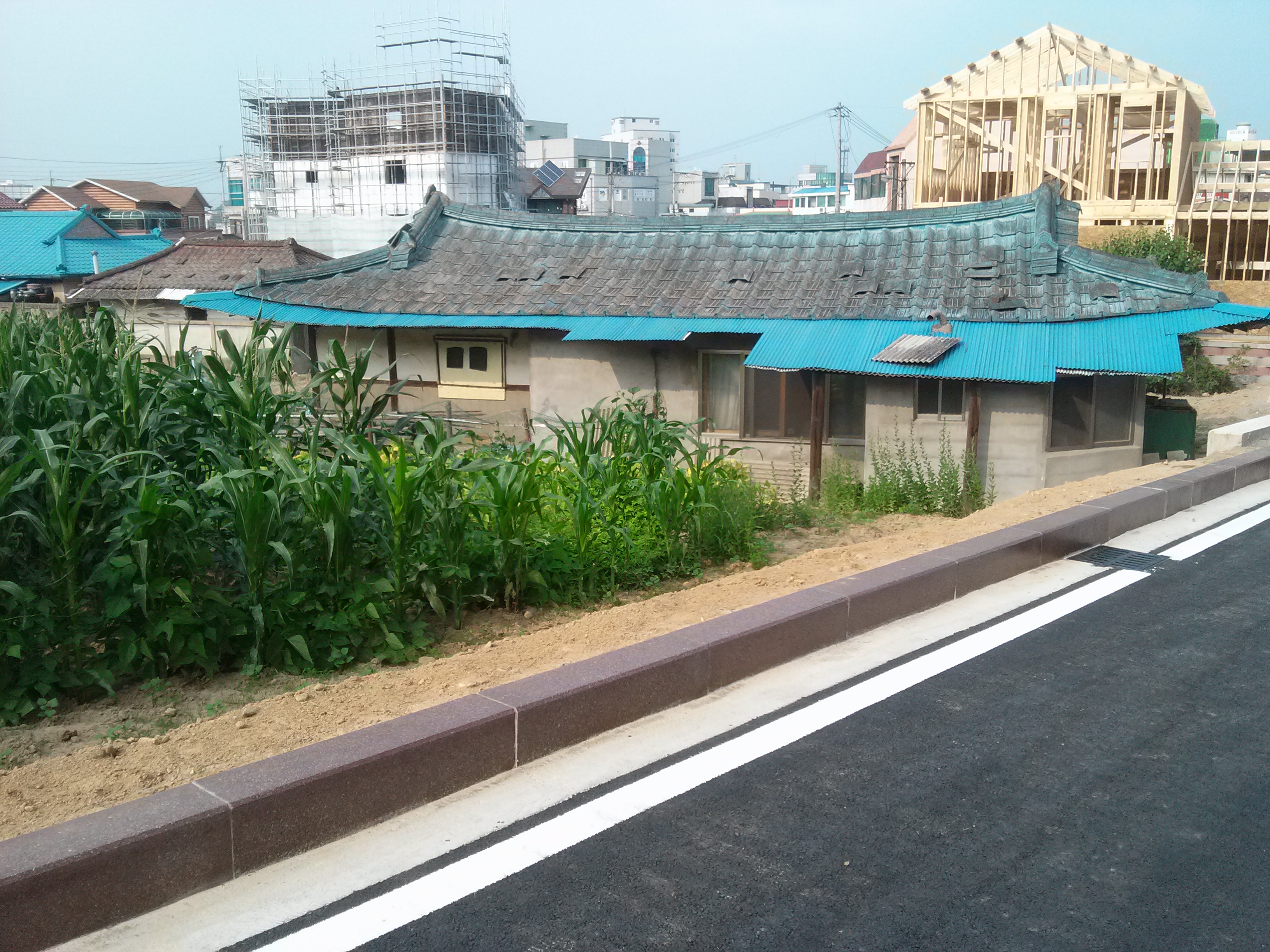 한빛의원 - 읍내1구경로당 간 도시계획도로